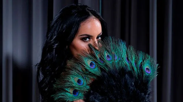 Victoria June'in Esmer ve Oral Seks Anları