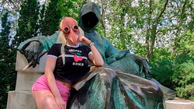 Christina Shine'in Yatak Odasında Seks İlişkisi