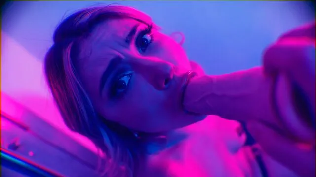 Adria Rae'nin Mastürbasyon ve Seks Anları
