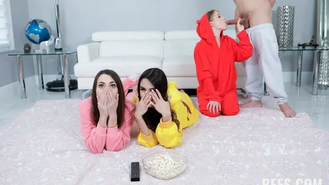 Dani Damzel, Dakota Burns ve Natalia Nix'in grup seks anları