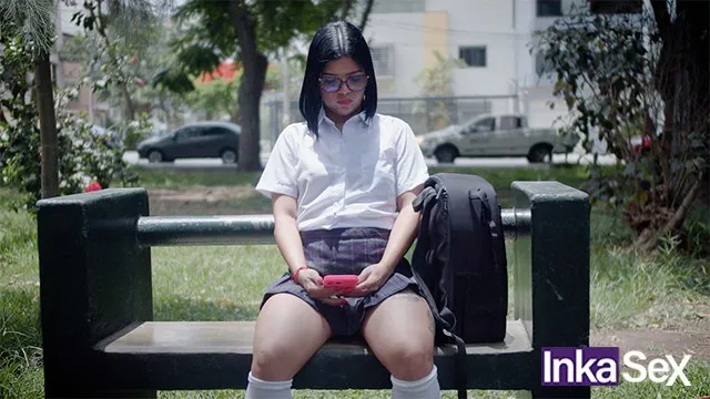 Latin Kızın Tutkulu Sakso ve Seksi