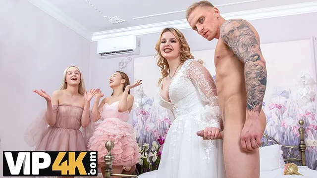 Elis ve Eva'nın Grup Seksi Sahnesi