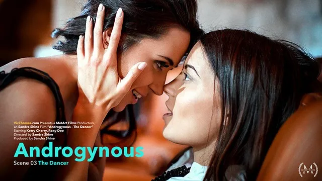 Olesya Sergeeva'nın Oyuncaklı Seksi