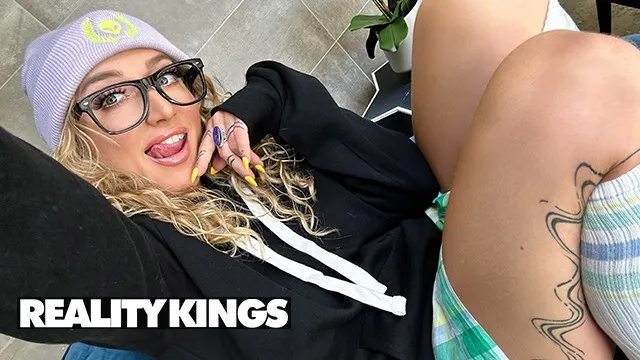 Tutkulu Lucas Frost'un Cowgirl Pozisyonu Seks Sahnesi
