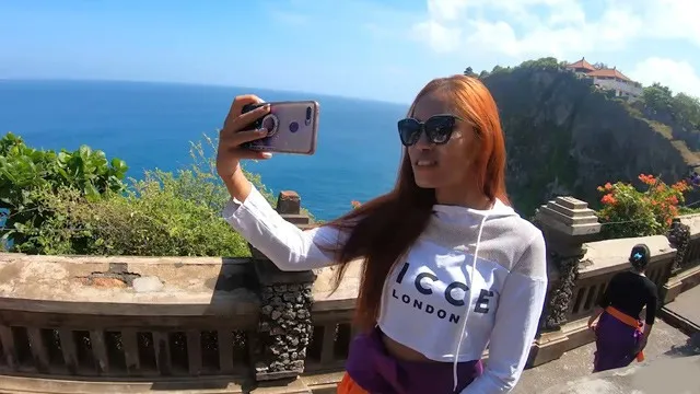 Bali'nin sert sikiş ve anal seks sahnesi