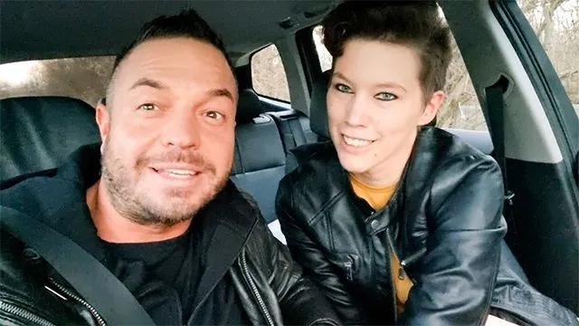 Ladylove'un Evdeki Meni Boşalması ve Sert Sikiş