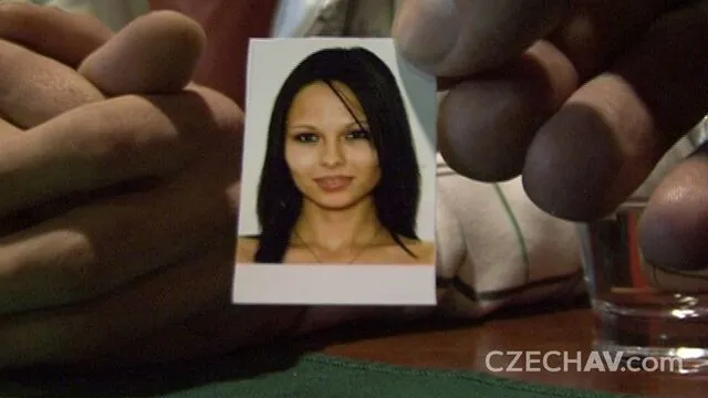 Noname'in Doğal Göğüslerle ve Sert Seksi
