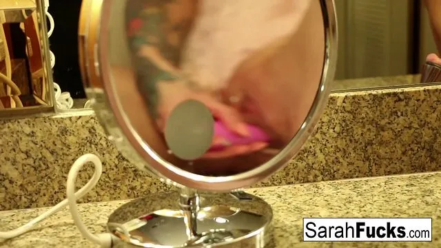 Sarah Jessie'nin Sert Porno ve Seks Sahnesi