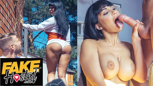 Valentina Ricci'nin Evde Köpek Pozisyonu Seks