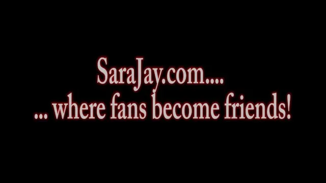Sara Jay ile Lezbiyen Anne Sevişmesi ve Büyük Göğüslü Sikişi