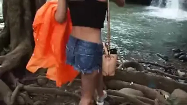 Demi Lopez'ın Sakso ve Ayak Oyunları ile Seks