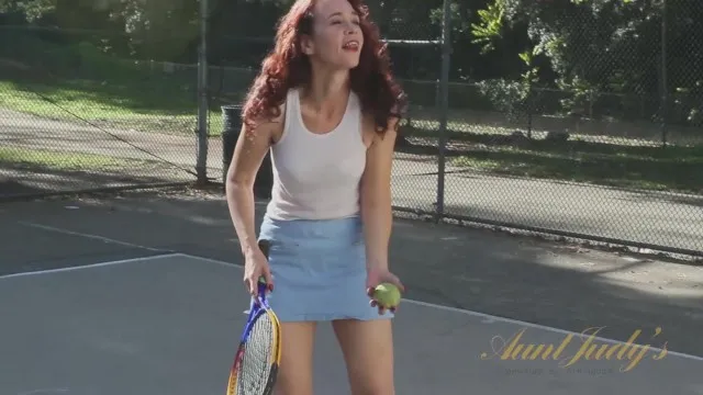 AJ'nin Olgun ve Mastürbasyon Anları Seks Videosu